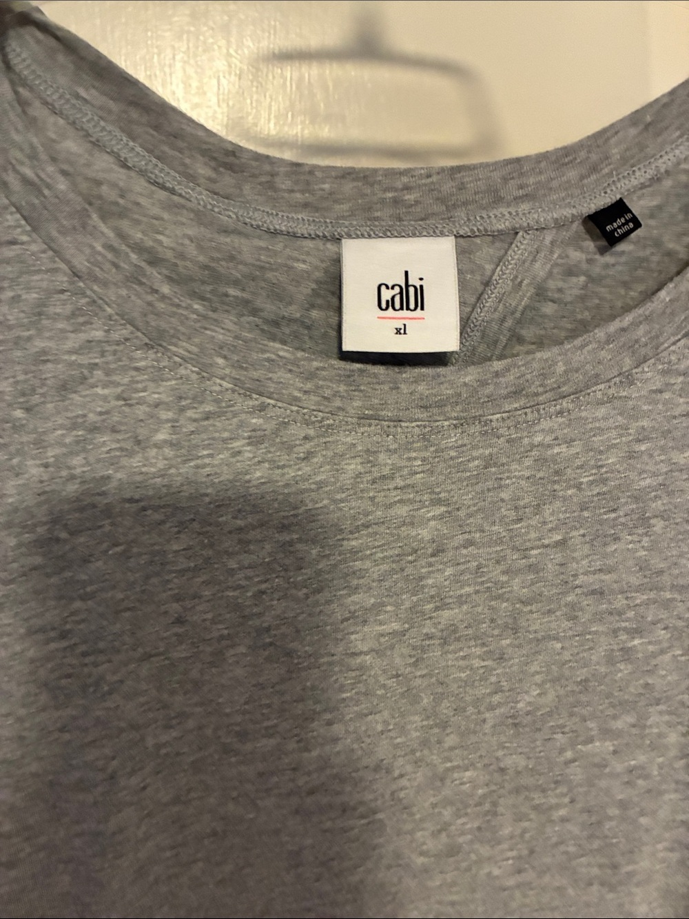 CAbi Heather Gray Twist-Back Long Sleeve Tee XL - Picture 3 of 5